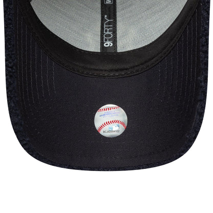 New Era 9FORTY Women Cap New York Yankees Sherpa Borg navy