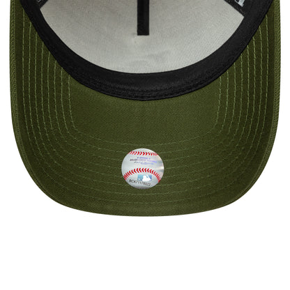 New Era 9FORTY E-Frame Cap Los Angeles Dodgers MLB World Series Patch beige