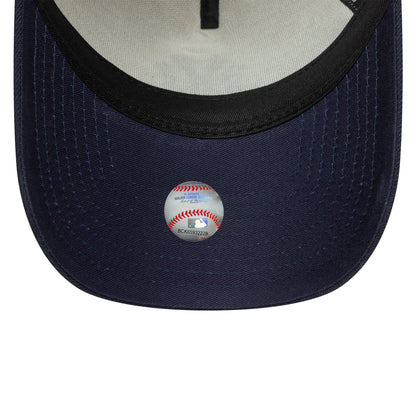 New Era 9FORTY E-Frame Cap New York Yankees MLB World Series Patch beige