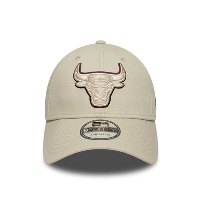 New Era 9FORTY Cap Chicago Bulls NBA Outline beige