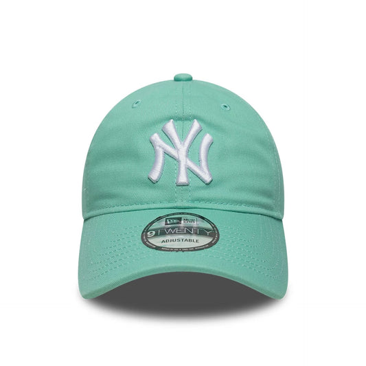 New Era 9TWENTY Cap MLB New York Yankees League Essential pastel green