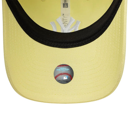 New Era 9TWENTY Cap MLB New York Yankees League Essential pastel yellow