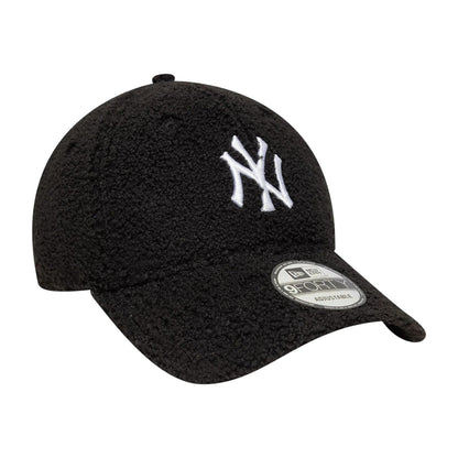 New Era 9FORTY Cap NY Yankees MLB Winter Borg black